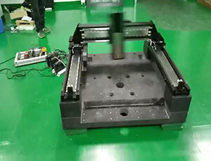 直線電機(jī)在液晶基板薄膜紋路檢驗(yàn)、修復(fù)裝置用